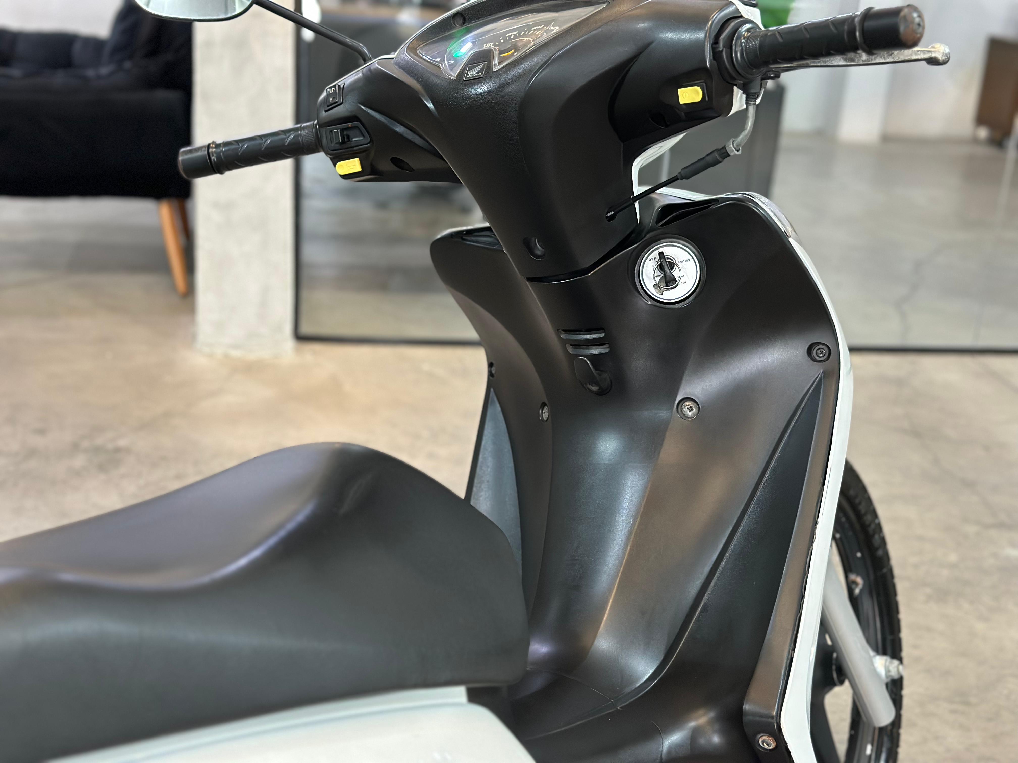 Biz 125i Biz 125i