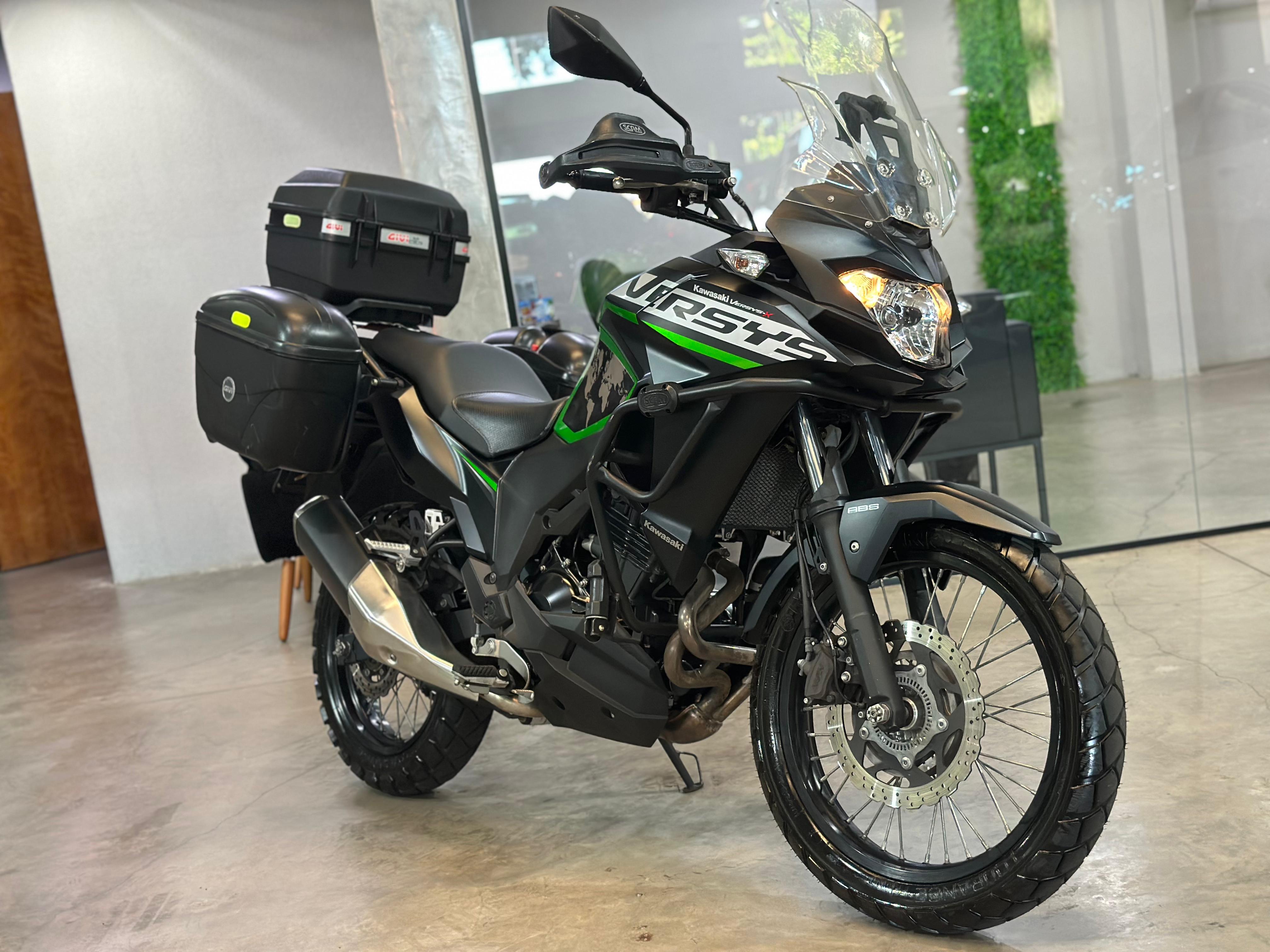 Versys X 300